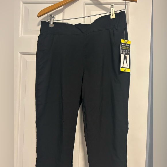 Eddie Bauer Ladies Traveler Pant - Picture 2 of 8